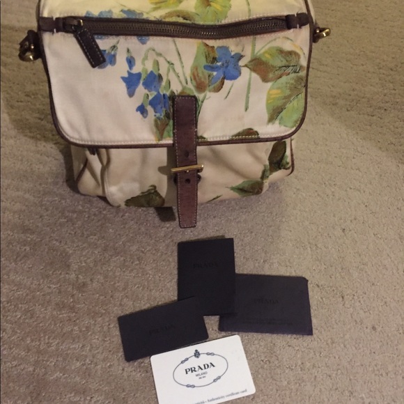 Prada authentic floral bag - Picture 7 of 8